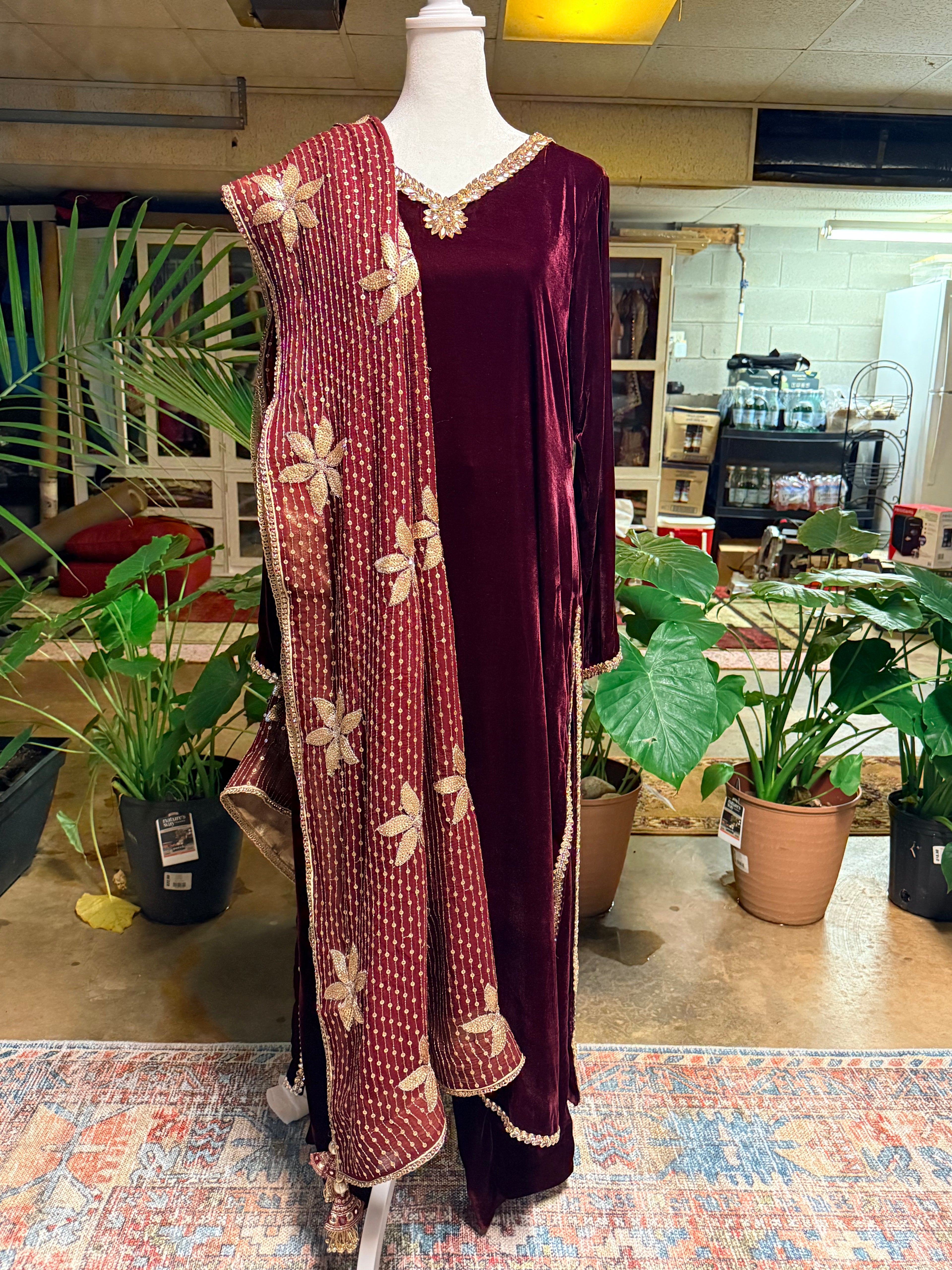 Maroon Maharani - Velvet Bridal/Formal Set